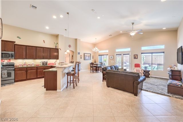 9121 TUXPAN Street, Las Vegas, NV 89131