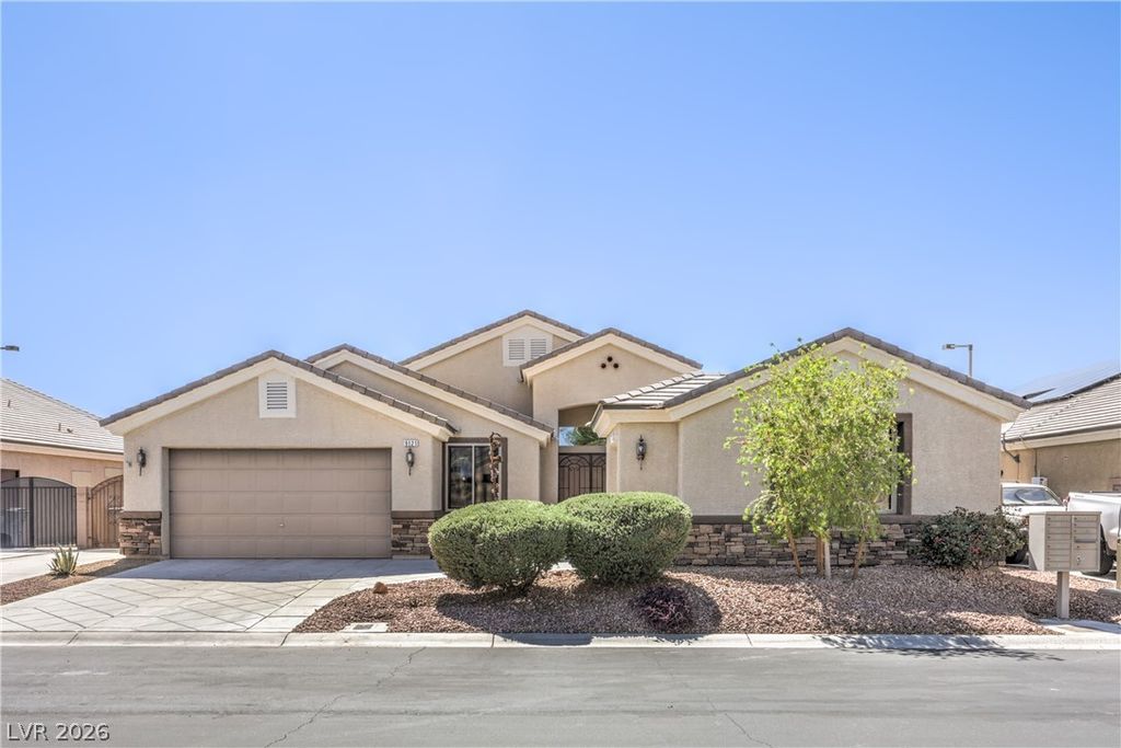 9121 TUXPAN Street, Las Vegas, NV 89131