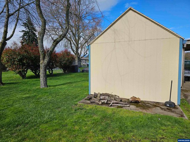 365 Bryan St, Woodburn, OR 97071