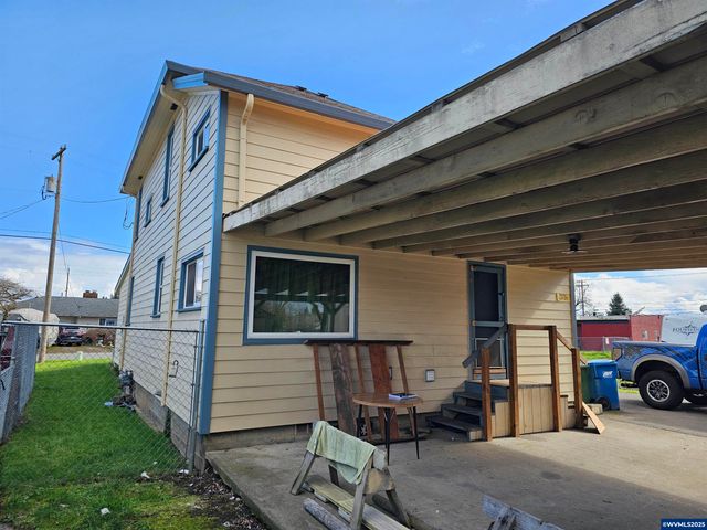 365 Bryan St, Woodburn, OR 97071