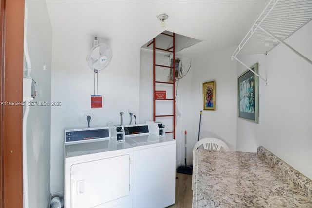 9850 Sunrise Lakes Blvd 305, Sunrise, FL 33322