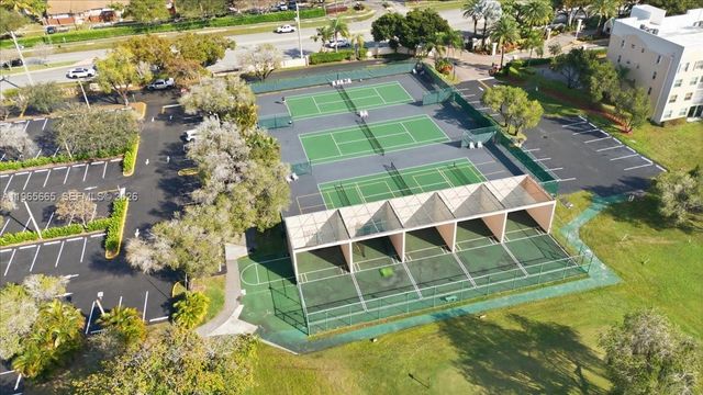 9850 Sunrise Lakes Blvd 305, Sunrise, FL 33322