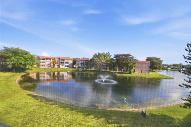 9850 Sunrise Lakes Blvd 305, Sunrise, FL 33322