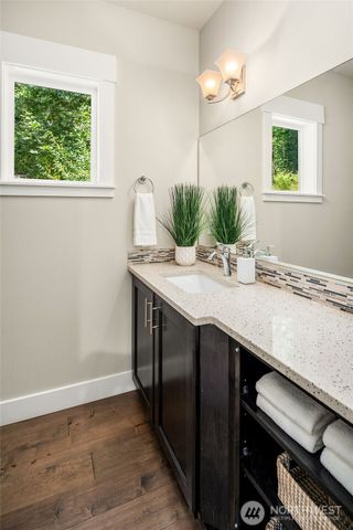 1090 218th Avenue NE, Sammamish, WA 98074