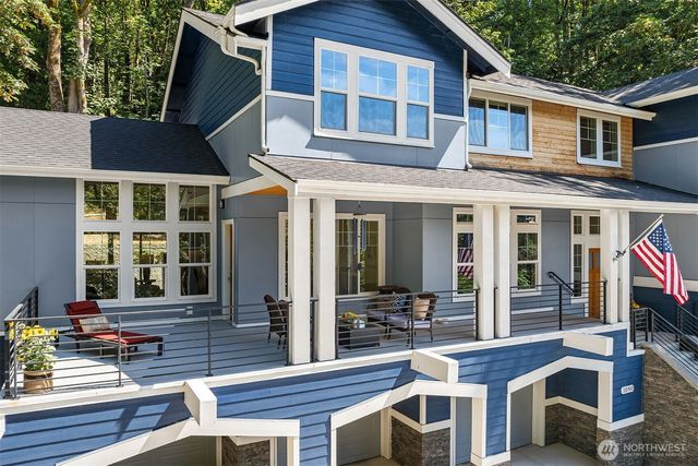 1090 218th Avenue NE, Sammamish, WA 98074