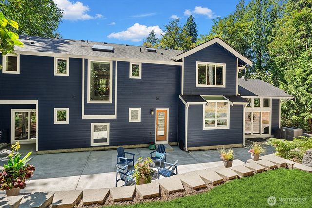 1090 218th Avenue NE, Sammamish, WA 98074