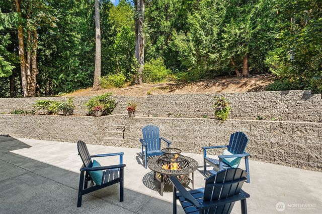 1090 218th Avenue NE, Sammamish, WA 98074