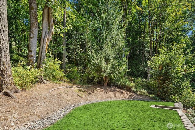 1090 218th Avenue NE, Sammamish, WA 98074