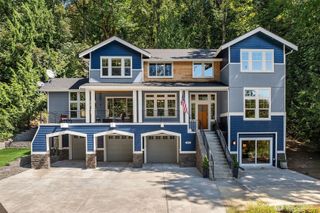 1090 218th Avenue NE, Sammamish, WA 98074