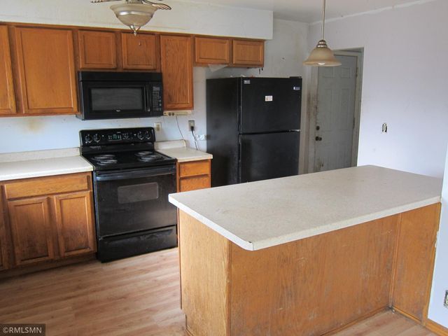 512 Central Avenue W, Saint Paul, MN 55103