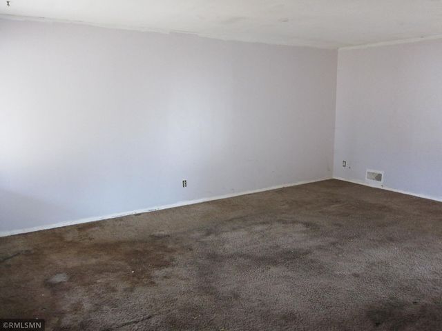 512 Central Avenue W, Saint Paul, MN 55103