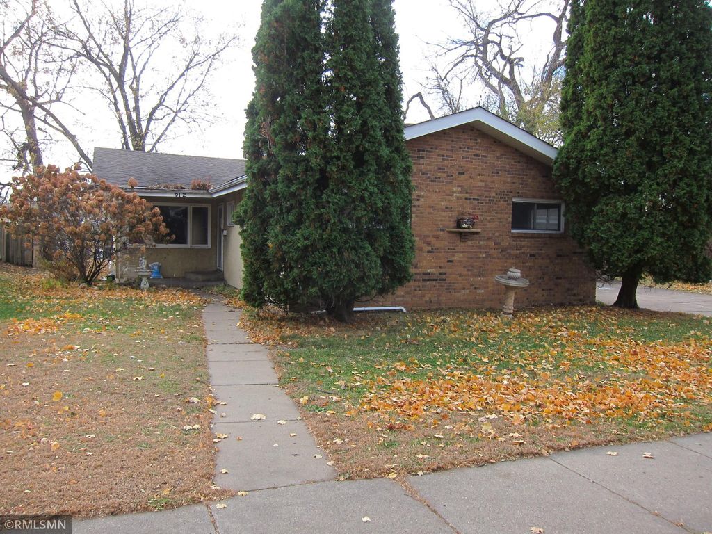 512 Central Avenue W, Saint Paul, MN 55103