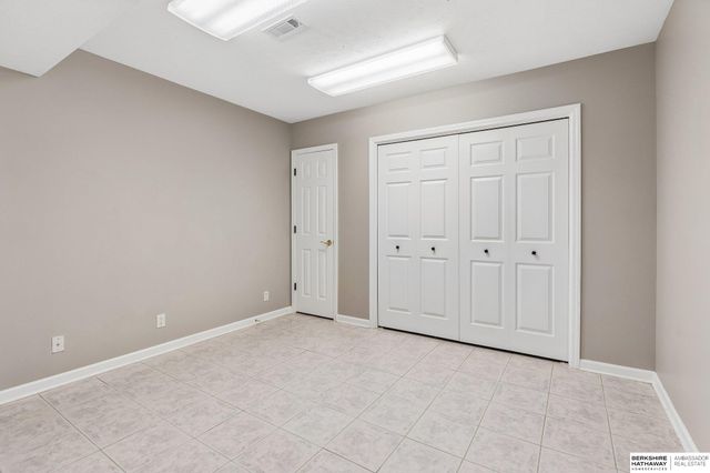 16230 Grover Street, Omaha, NE 68130