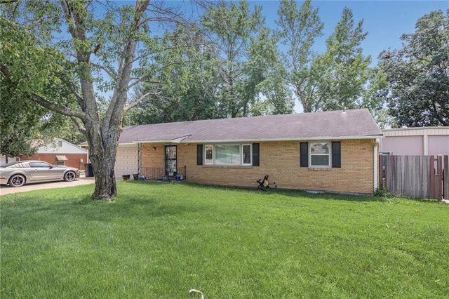 14121 E 39th Street S, Independence, MO 64055