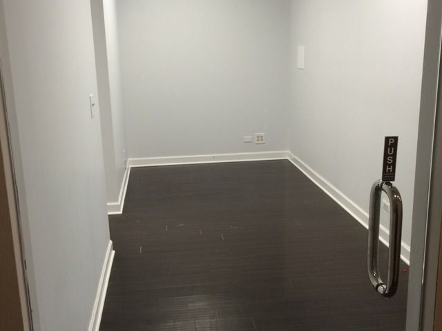 6650 N Northwest Highway, Chicago, IL 60631