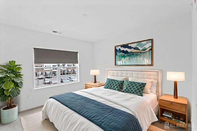 827 Stiller Lane, Monroe, NJ 08831