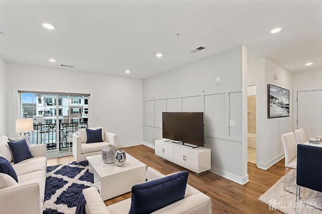 827 Stiller Lane, Monroe, NJ 08831