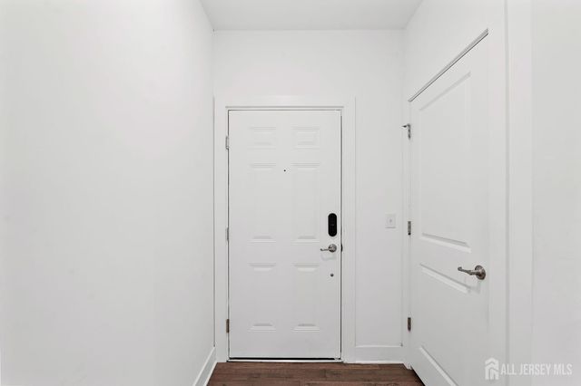 827 Stiller Lane, Monroe, NJ 08831