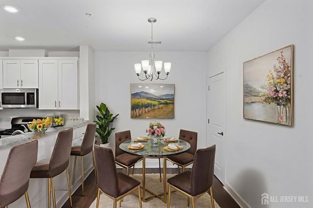 827 Stiller Lane, Monroe, NJ 08831