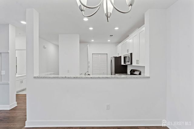 827 Stiller Lane, Monroe, NJ 08831