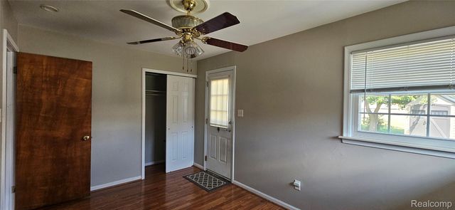 18159 Matthews Street, Riverview, MI 48193