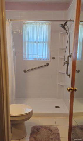 18159 Matthews Street, Riverview, MI 48193