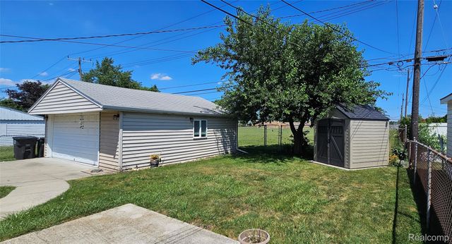18159 Matthews Street, Riverview, MI 48193