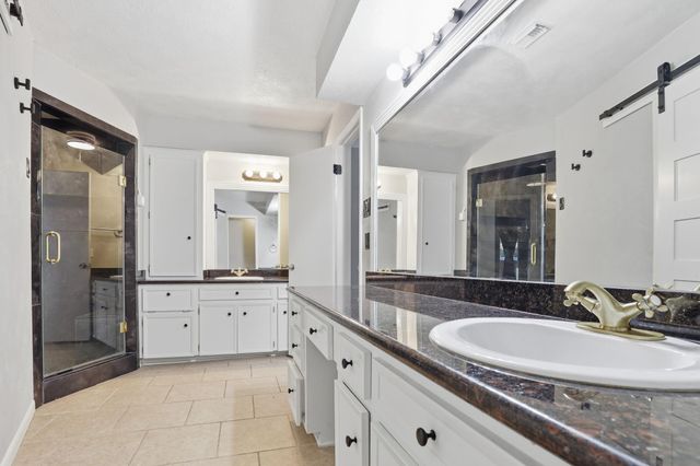 12107 Moorcreek Drive, Houston, TX 77070