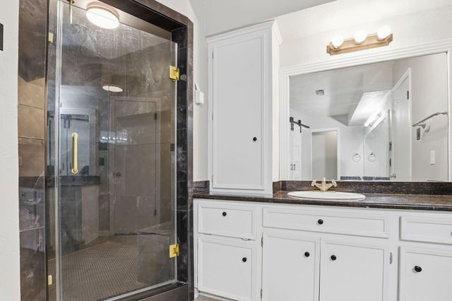 12107 Moorcreek Drive, Houston, TX 77070