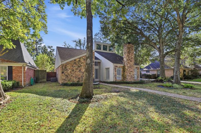 12107 Moorcreek Drive, Houston, TX 77070
