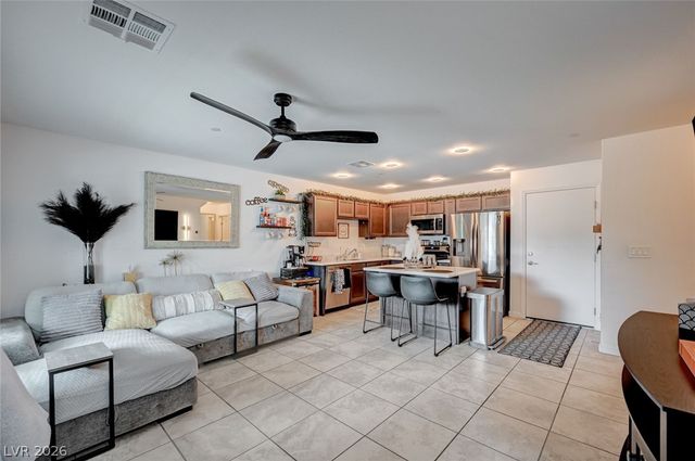 759 Pickled Pepper Place, Henderson, NV 89011