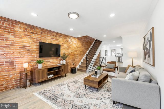1632 S CLARION ST, Philadelphia, PA 19148