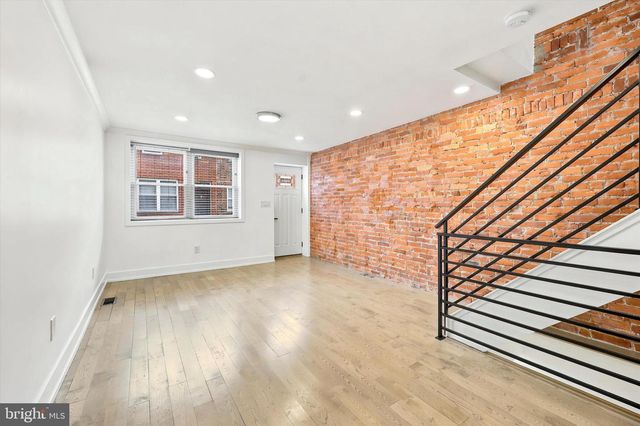 1632 S CLARION ST, Philadelphia, PA 19148