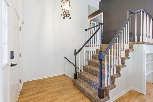 521 Airway Lane, Belton, MO 64012