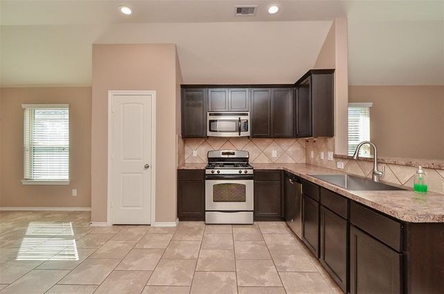 12947 Taper Reach Drive, Tomball, TX 77377