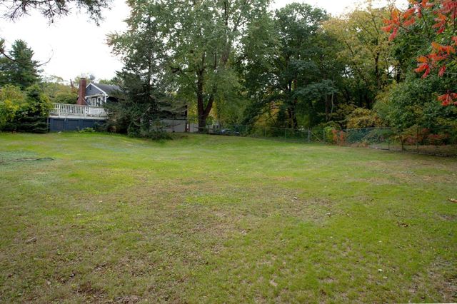 1093 Wachusett St, Holden, MA 01520