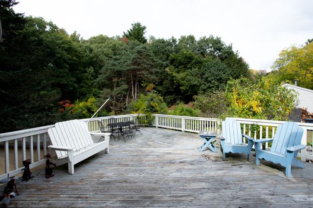 1093 Wachusett St, Holden, MA 01520