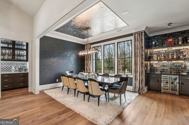 6055 Riverside Drive, Atlanta, GA 30328