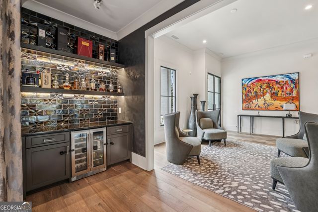 6055 Riverside Drive, Atlanta, GA 30328