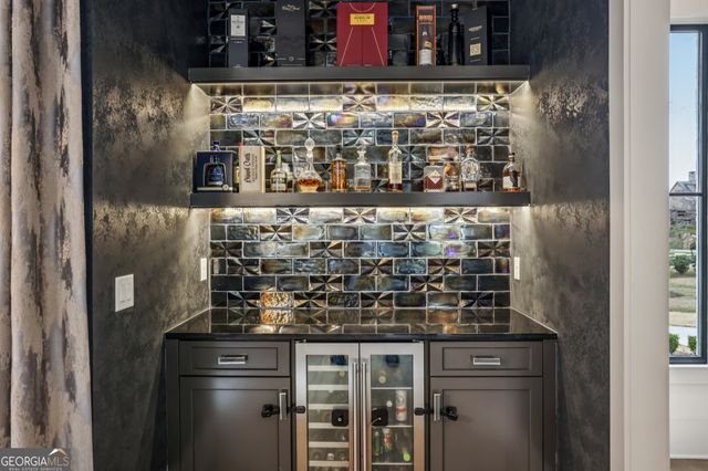 6055 Riverside Drive, Atlanta, GA 30328