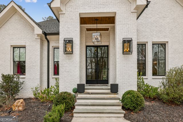 6055 Riverside Drive, Atlanta, GA 30328