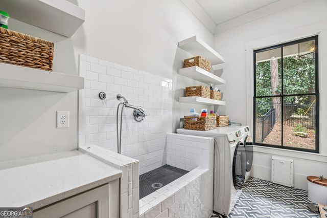 6055 Riverside Drive, Atlanta, GA 30328