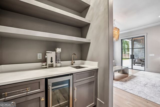 6055 Riverside Drive, Atlanta, GA 30328