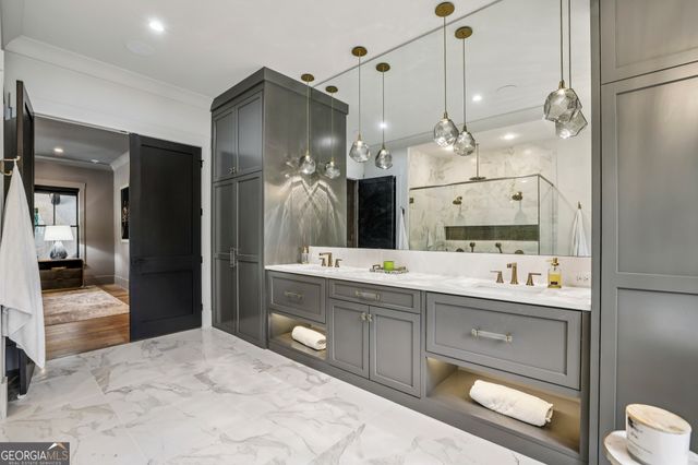 6055 Riverside Drive, Atlanta, GA 30328