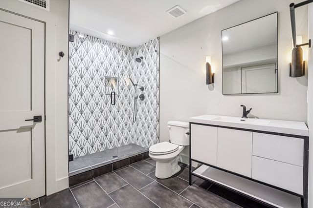 6055 Riverside Drive, Atlanta, GA 30328