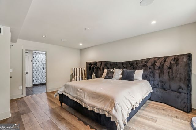 6055 Riverside Drive, Atlanta, GA 30328