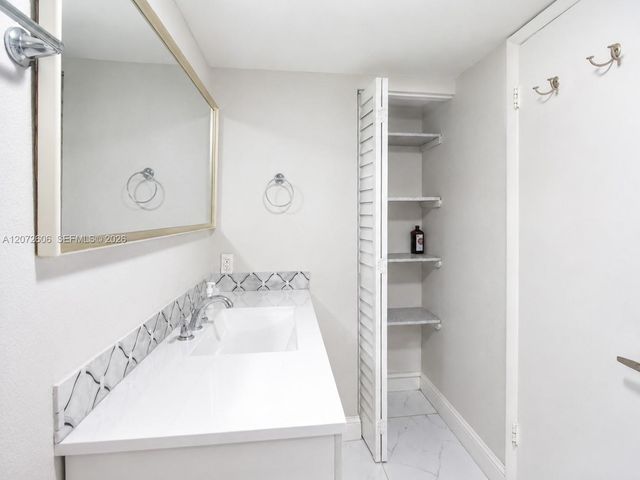 7155 Miami Lakes Drive P4, Miami Lakes, FL 33014