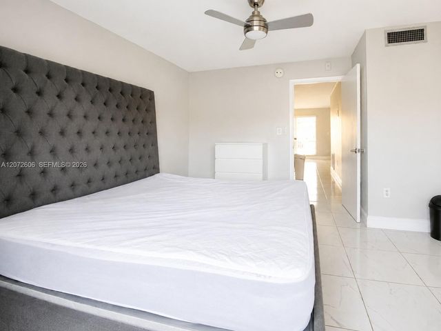 7155 Miami Lakes Drive P4, Miami Lakes, FL 33014
