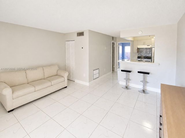 7155 Miami Lakes Drive P4, Miami Lakes, FL 33014