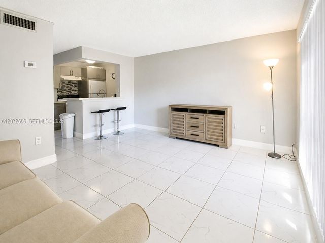 7155 Miami Lakes Drive P4, Miami Lakes, FL 33014